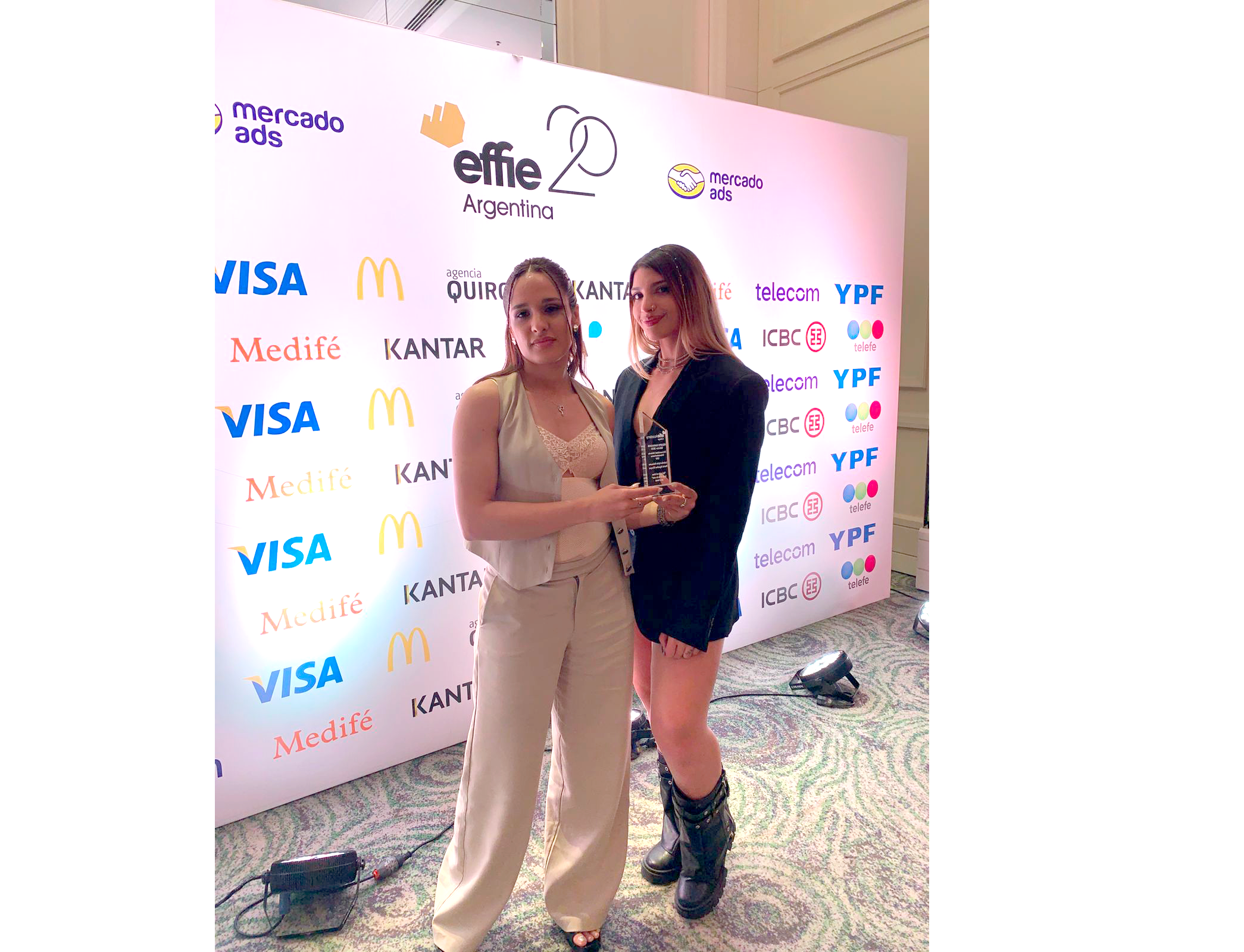 La historia de la dupla creativa que convirtió su idea en o…